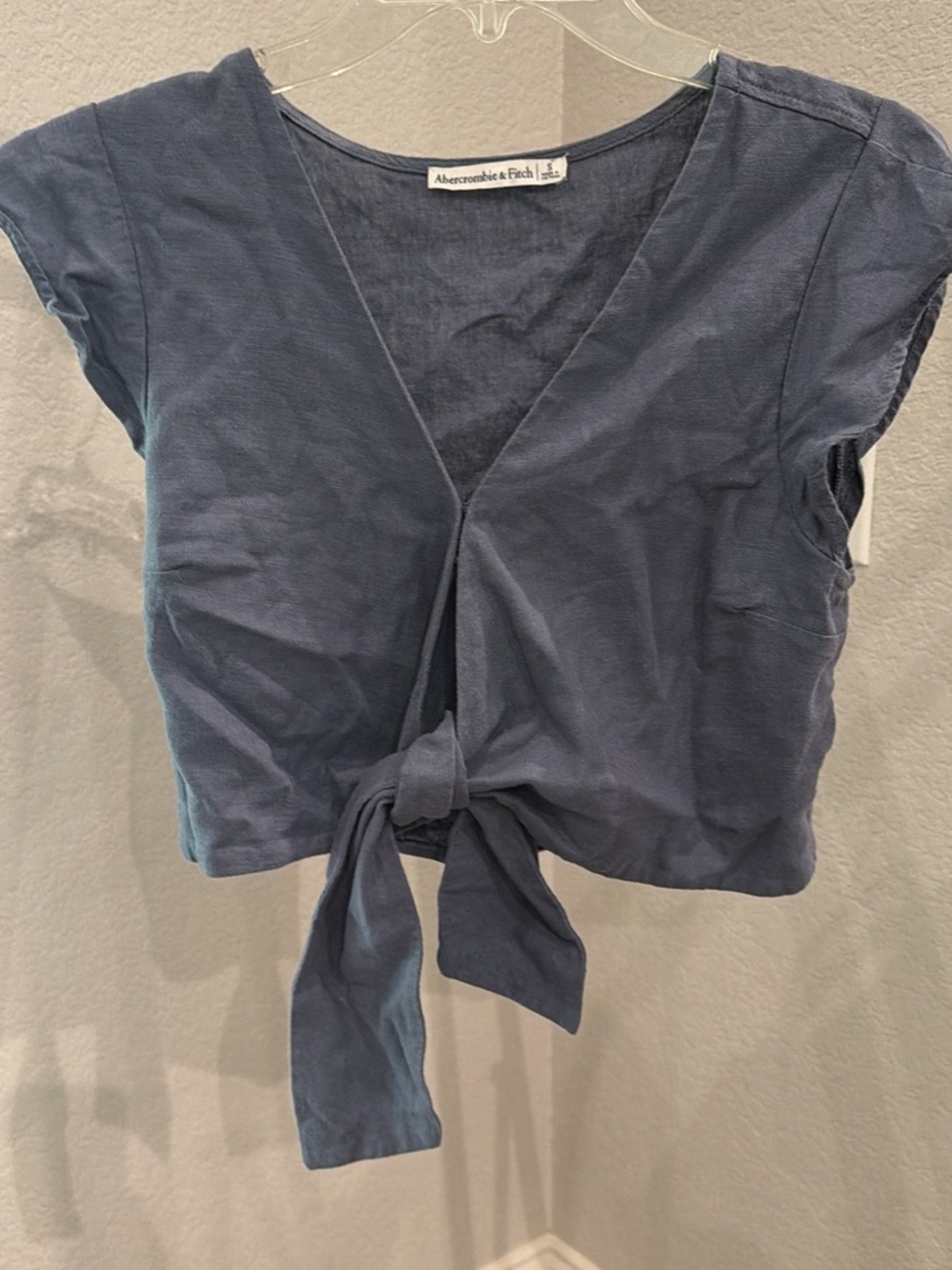 Abercrombie & Fitch Blue Tie-Front Crop Top